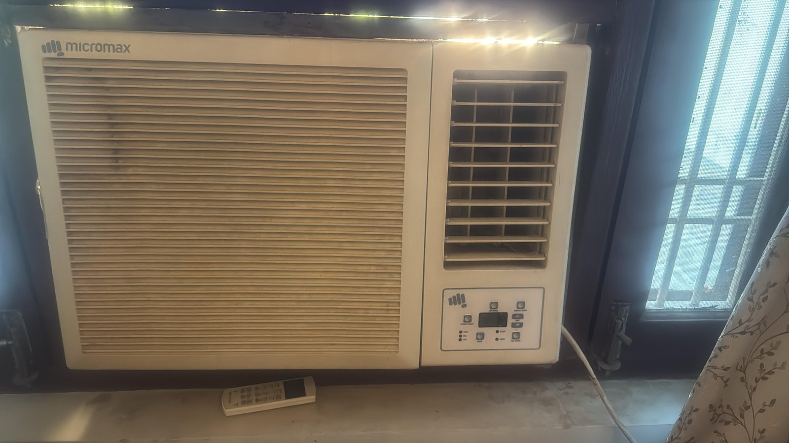 Micromax Window Old AC Scrap